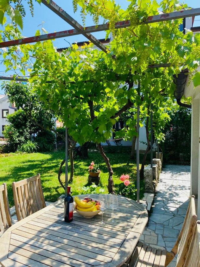 Apartmani Ana Borovac ฟุนตานา ภายนอก รูปภาพ